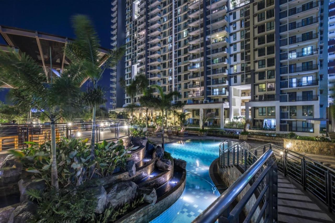 Resort Living Condominium Unit In Metro Manila Exterior photo